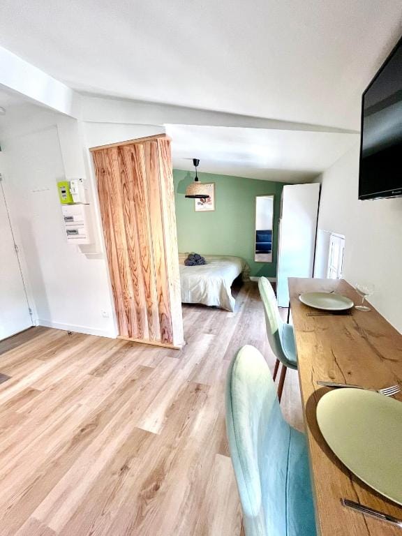 LE QUAI 5 - Studio NEUF CALME - CLIM - WiFi - Gare à 200m — 5