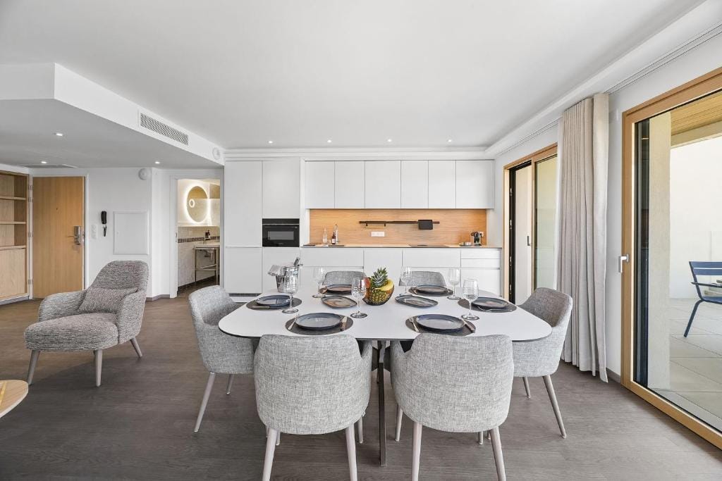 Novaya Suites — 4