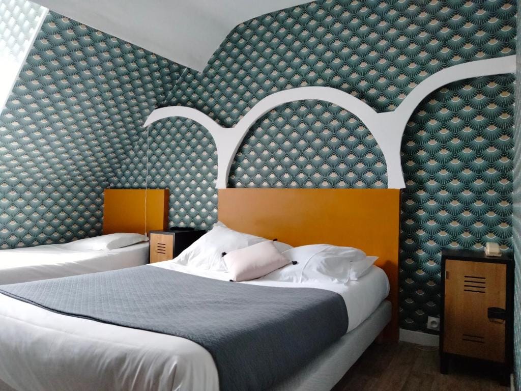 Hôtel Central Anzac Amiens Gare — 2