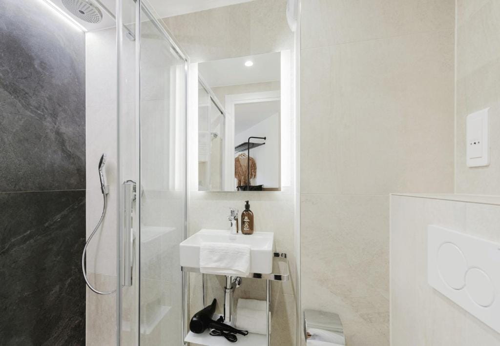 Appart Hotel Neostelia — 4