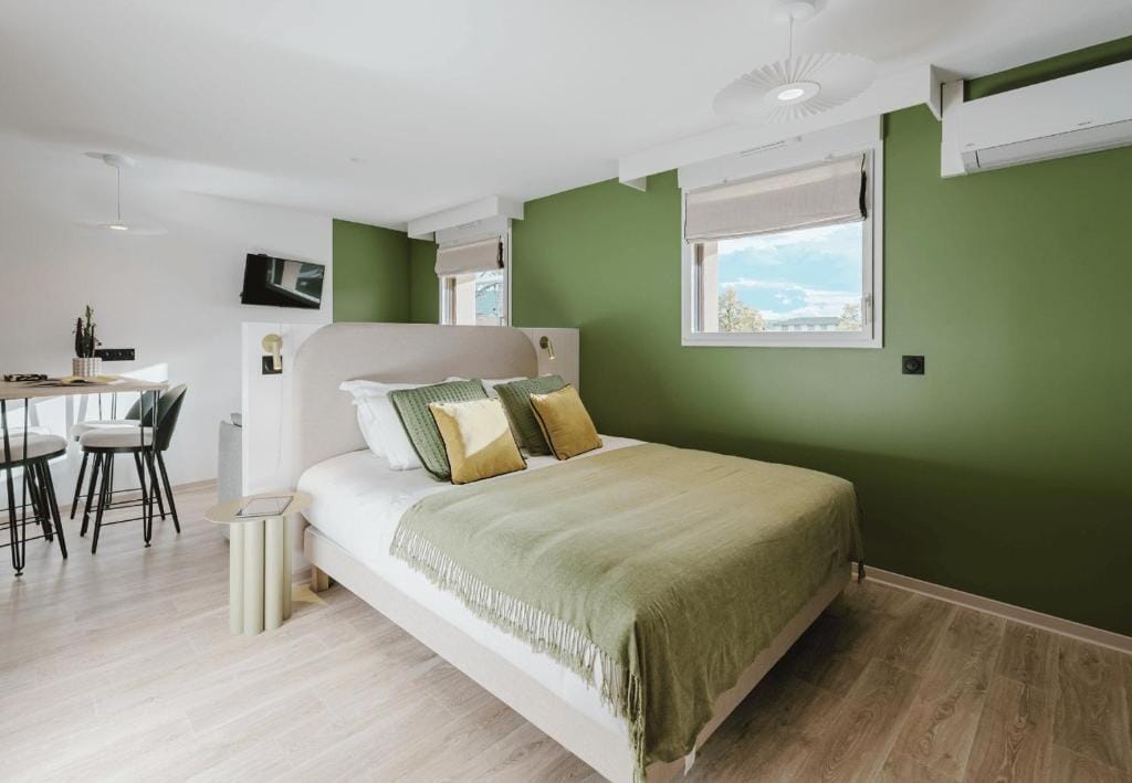 Appart Hotel Neostelia — 5