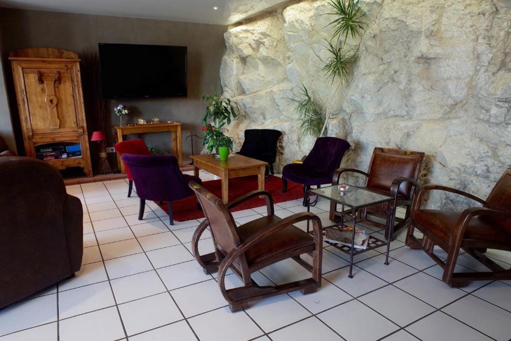 Hotel des Marquisats — 3