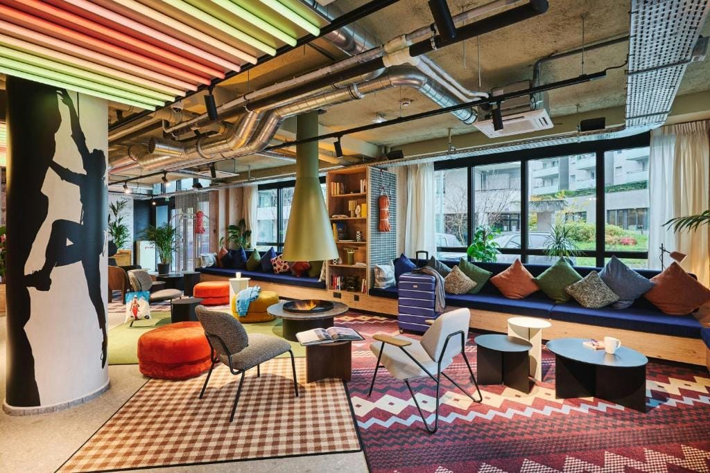Moxy Annecy — 1