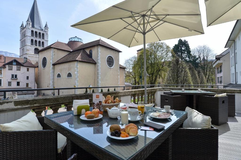 ROYAL Annecy Apparthôtel — 4