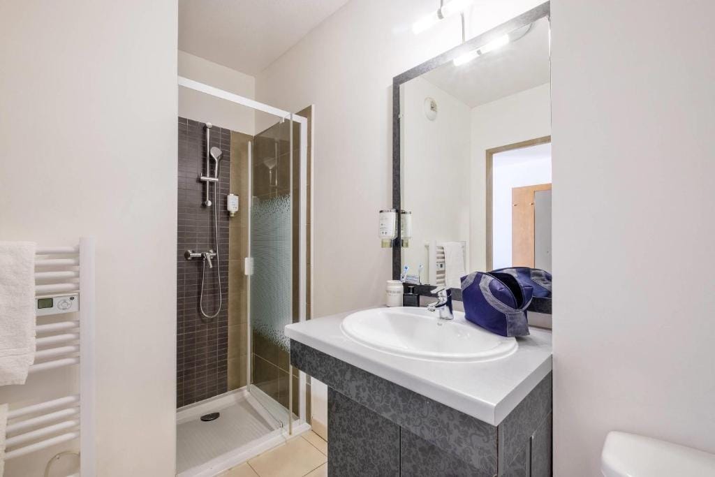 Comfort Aparthotel Antibes Le Maestria — 3