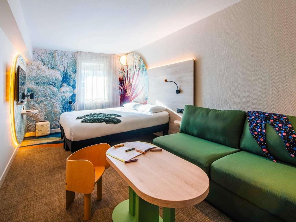 ibis Styles Antibes — 2