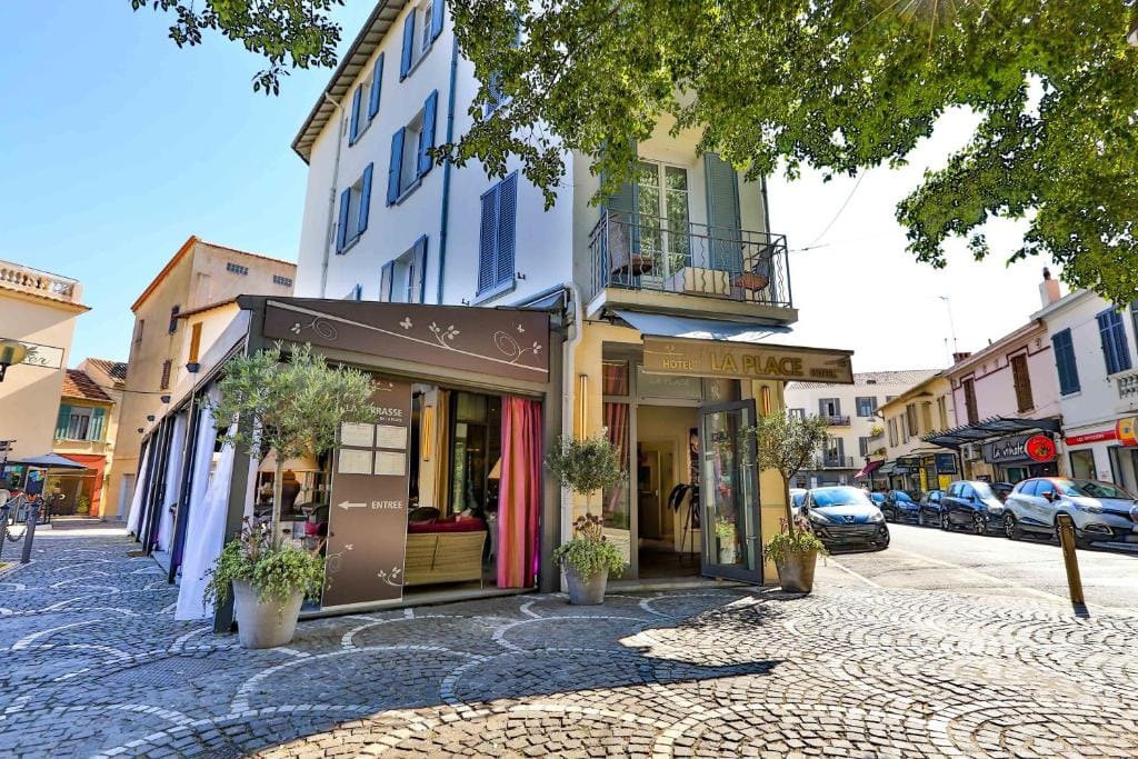 La Place Boutique Hotel — 1