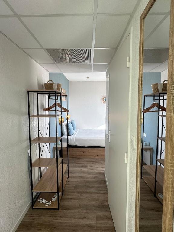 Appart'Hôtel avec Balcon et Netflix - Avignon gare TGV Confluence — 4