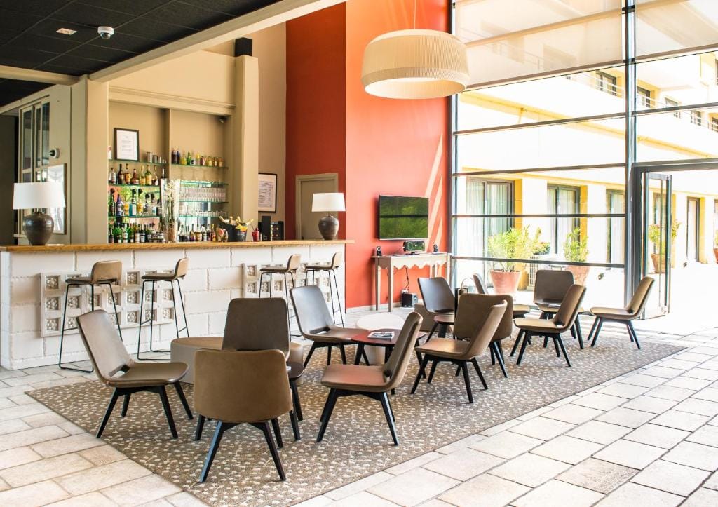 Avignon Grand Hotel — 4