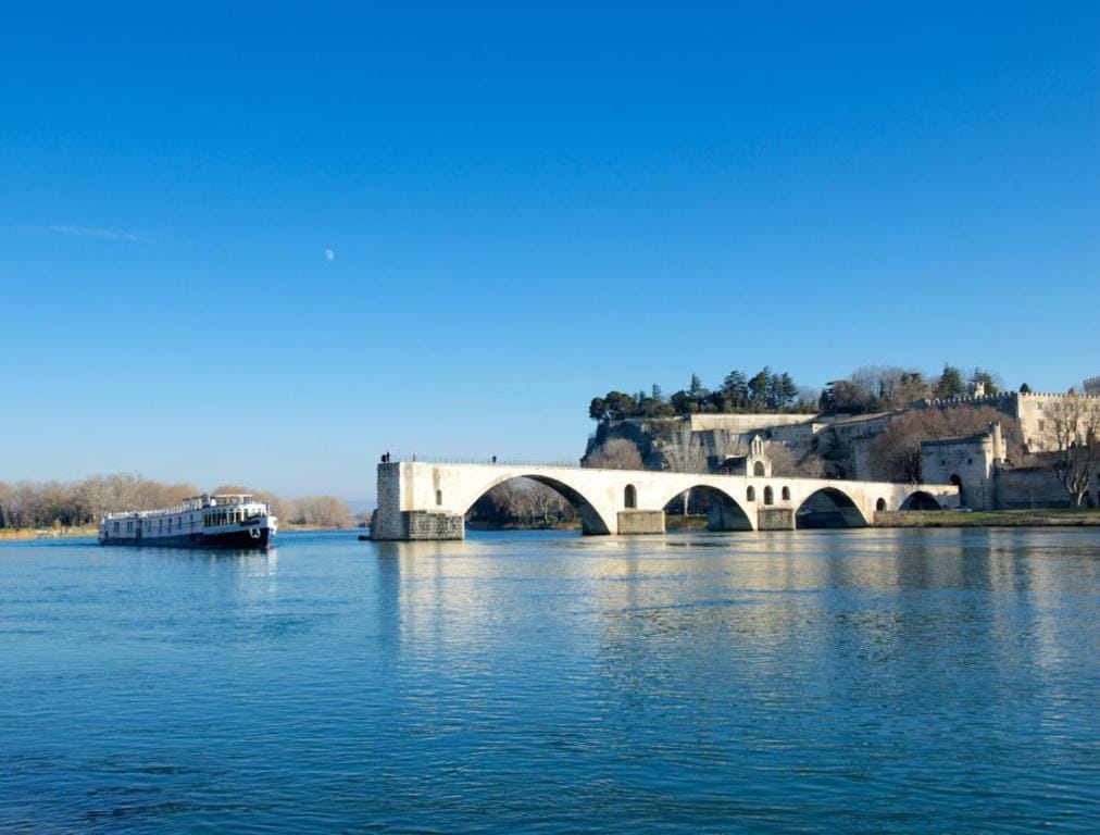 Bateau Hotel à quai Le Chardonnay — 1