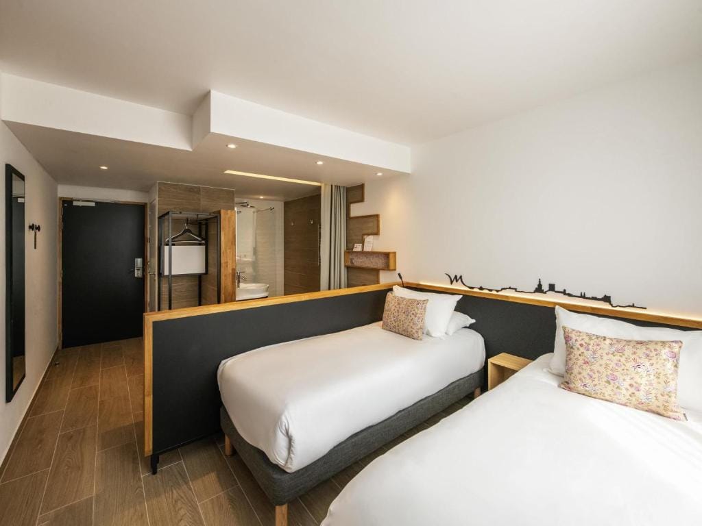 Mercure Avignon TGV Hotel & Spa — 2