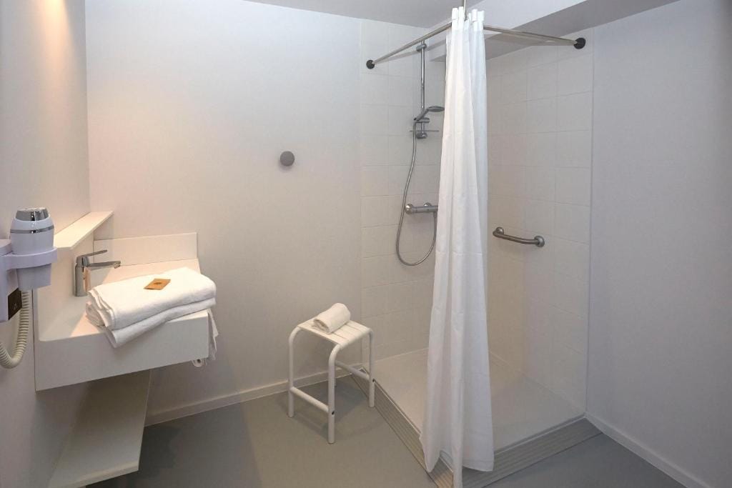 Coto Hotel — 3