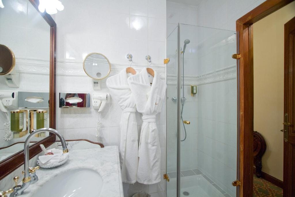 Hôtel Le Cep & Spa — 5