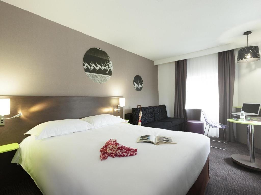 ibis Styles Beaune Centre — 2