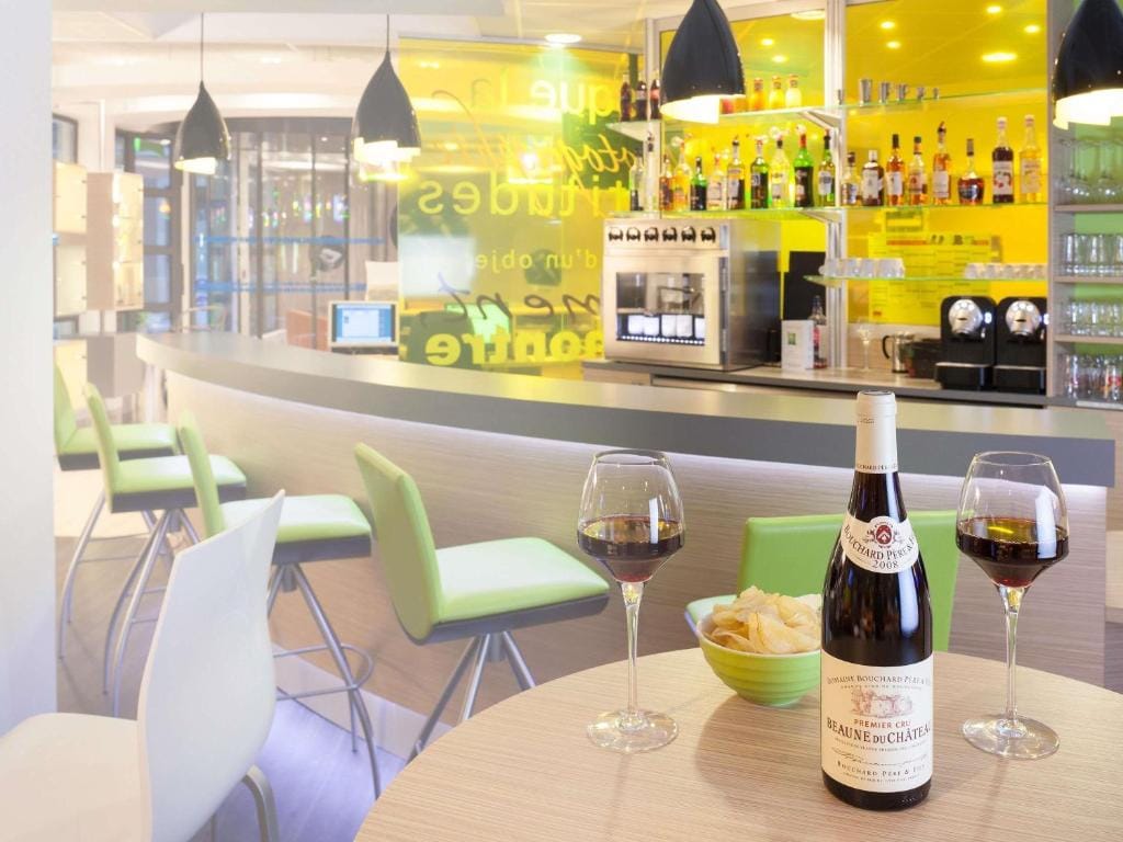 ibis Styles Beaune Centre — 4