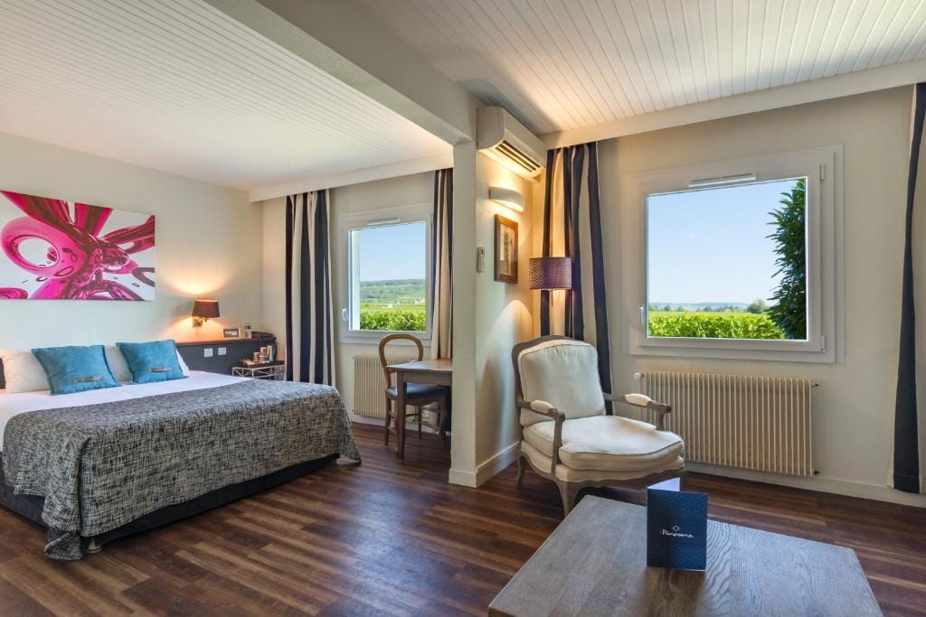 Kyriad Prestige Beaune le Panorama — 2