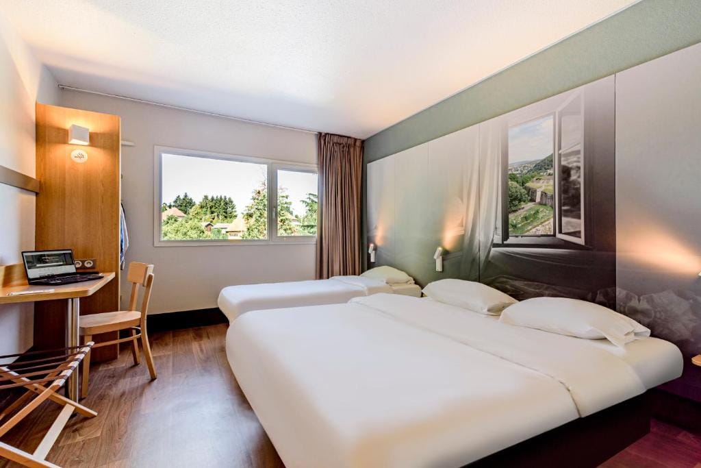 B&B HOTEL Besançon Chateaufarine — 1