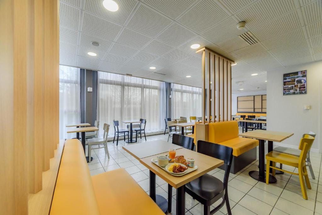 B&B HOTEL Besançon Chateaufarine — 4
