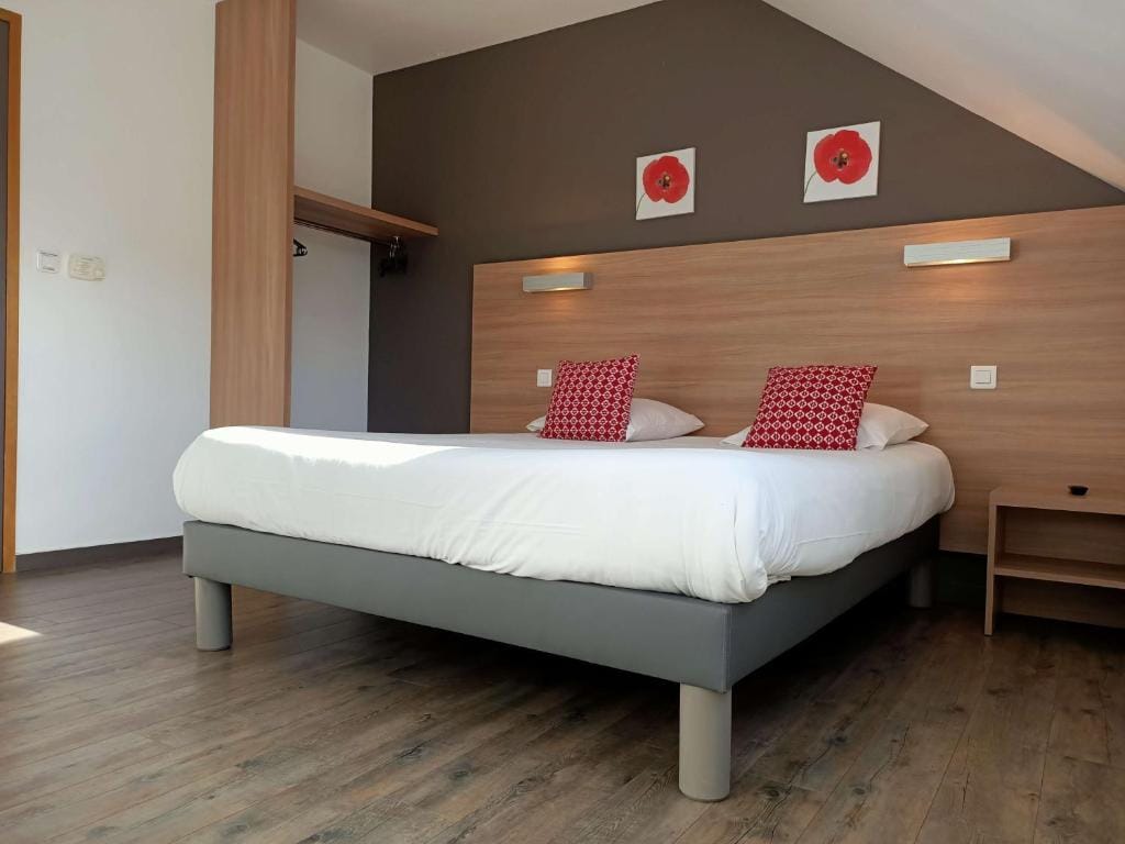 Brit Hotel Besancon l'Horloge — 3