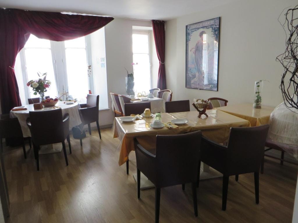 Hotel Régina — 4