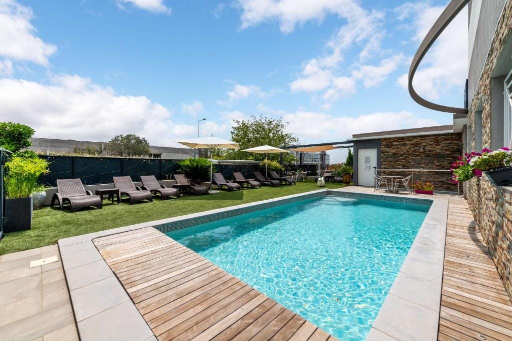 Sure Hotel by Best Western Beziers Le Monestie — 1