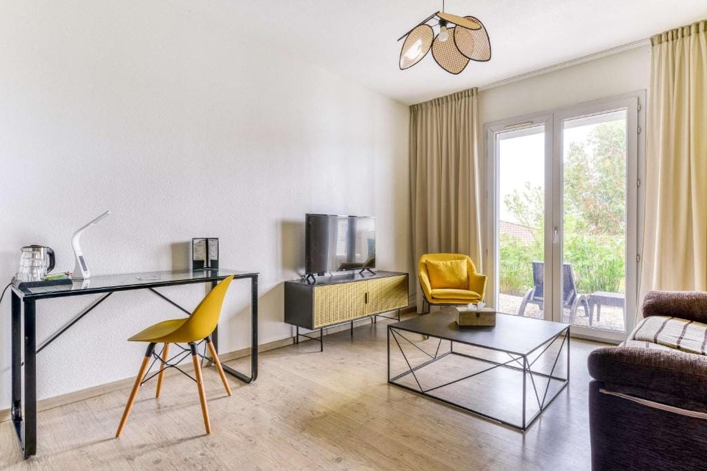 Sure Hotel by Best Western Beziers Le Monestie — 4