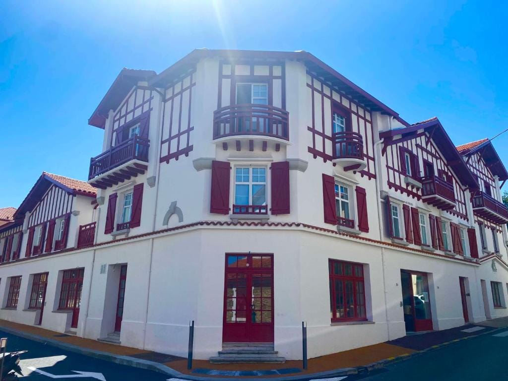 Hôtel Kemaris — 4