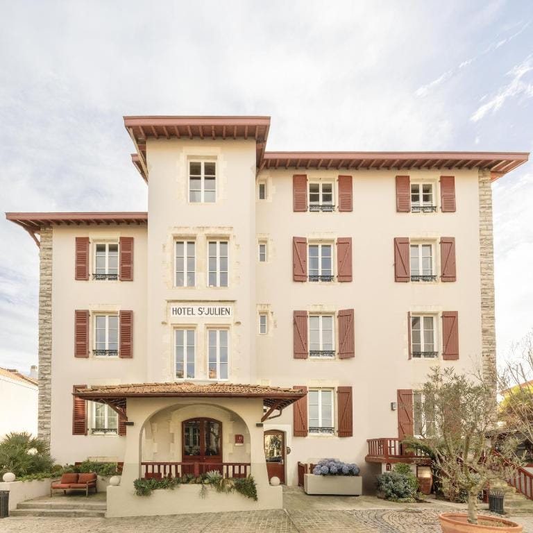 Hotel Saint Julien — 1