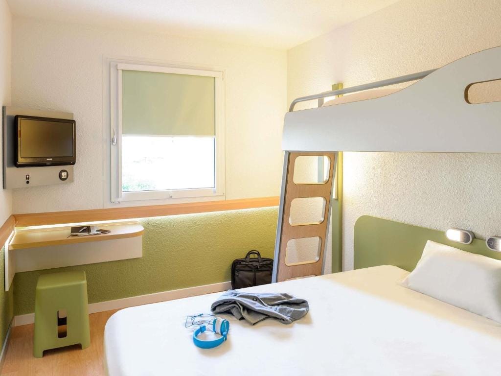 ibis budget Bordeaux Centre Bastide — 1