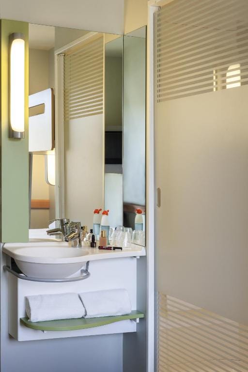 ibis budget Bordeaux Centre Bastide — 3