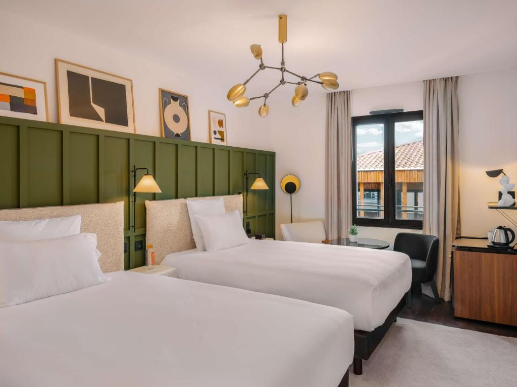 Marty Hotel Bordeaux - Tapestry Collection by Hilton — 2