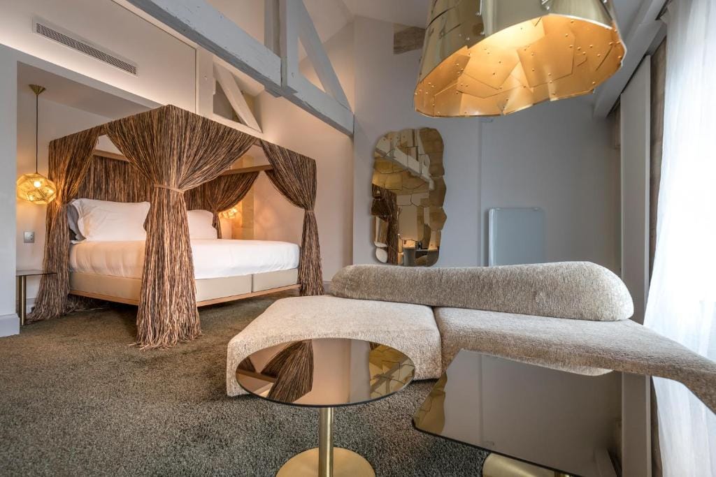 Yndo Hôtel — 2