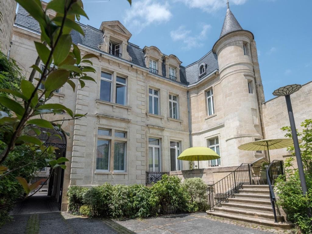 Yndo Hôtel — 5