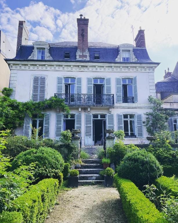 Belle Fontaine — 4