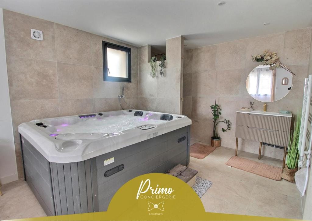 Garden & Spa Camélia jacuzzi — 1