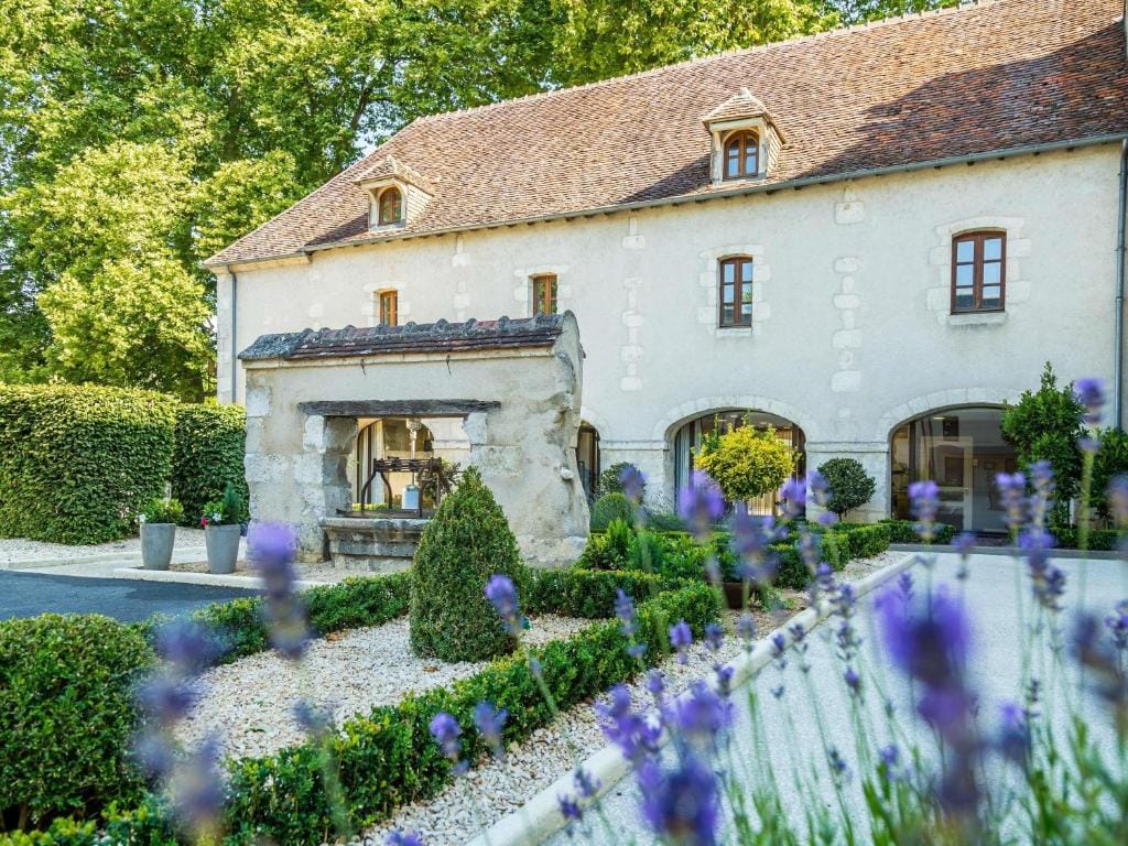 Hotel De Bourbon Grand Hotel Mercure Bourges — 3