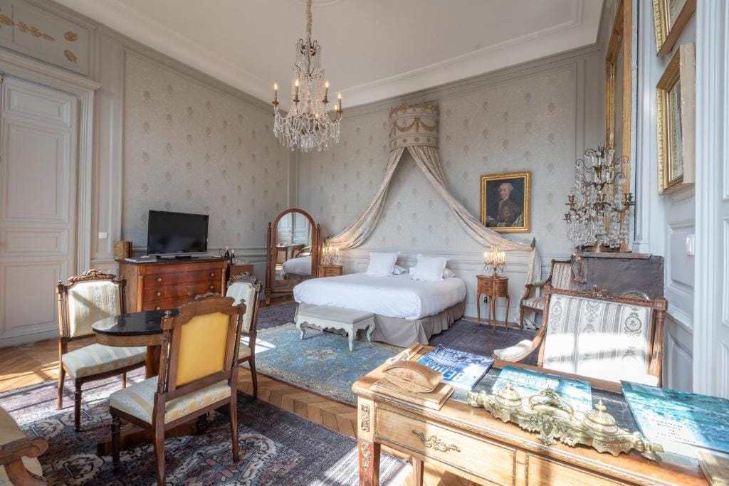L'Hotel de Panette, Un exceptionnel château en coeur de ville - parking privé cour — 2