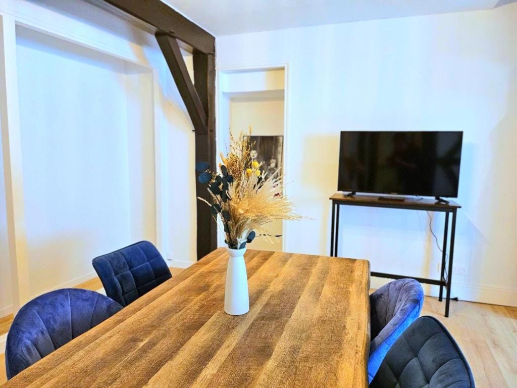 La Dame Blanche - Appartement hypercentre historique - Parking privé — 5