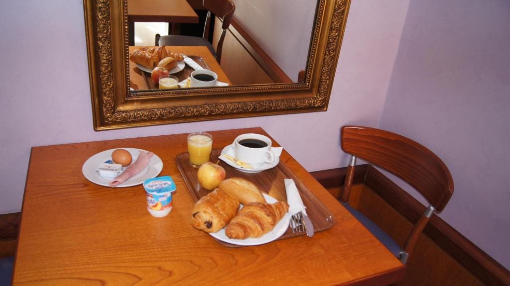 Hotel De La Rade — 4