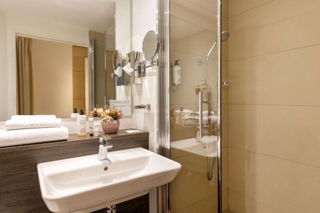 Best Western Royal Hotel Caen — 3
