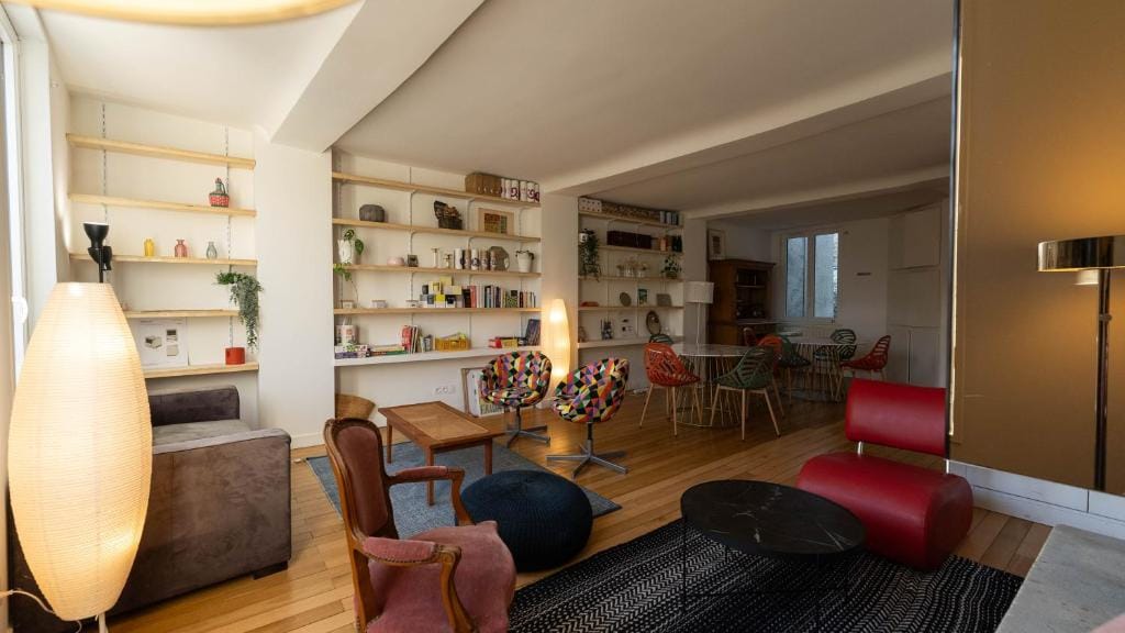 Chambres au coeur du quartier historique - Maison Alternativi — 2
