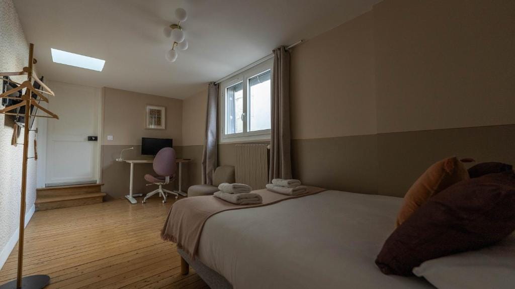 Chambres au coeur du quartier historique - Maison Alternativi — 5