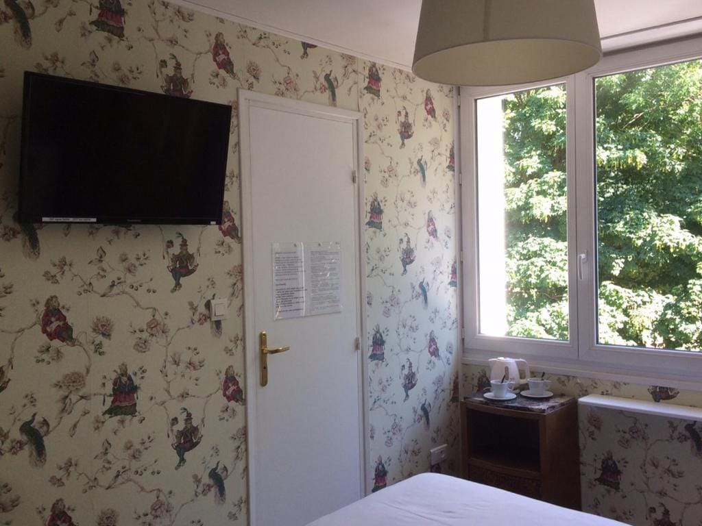 Hotel Richelieu — 3