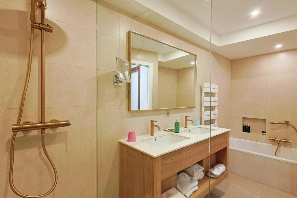 Hotel Le Fouquet's — 3