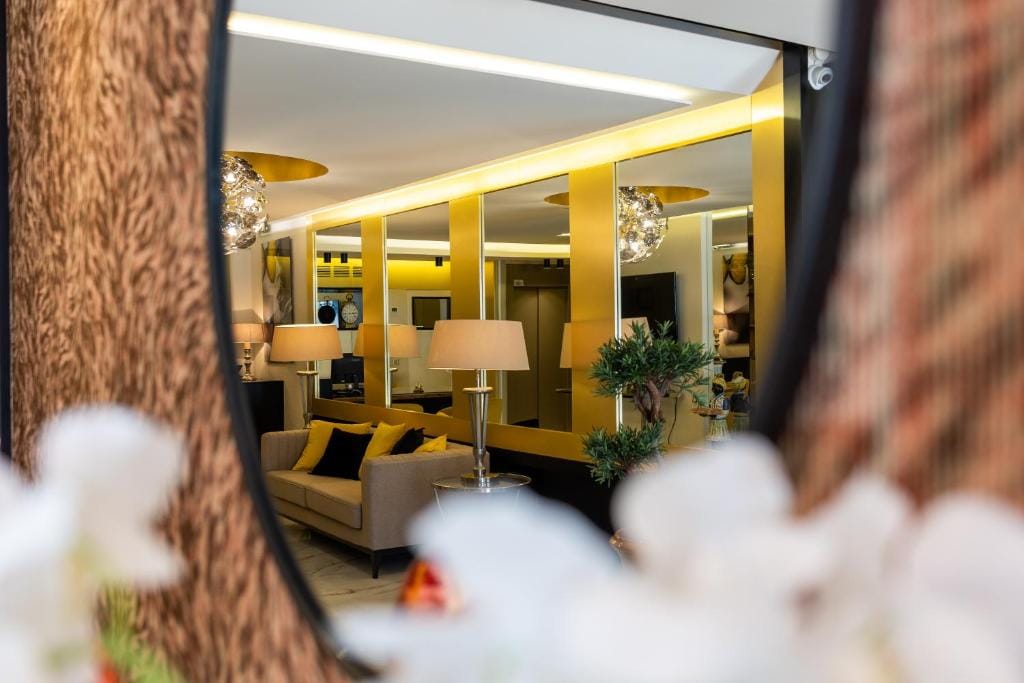 Hotel Le Fouquet's — 5