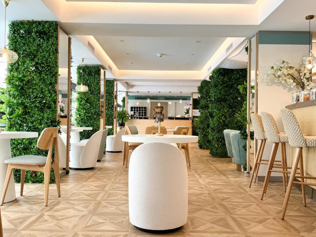 Hôtel Victoria — 4