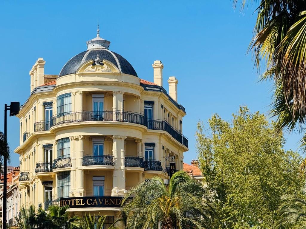 Le Cavendish — 4