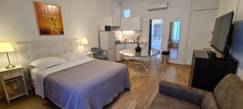 SeaYouSoon Inn Cannes - Studios — 2