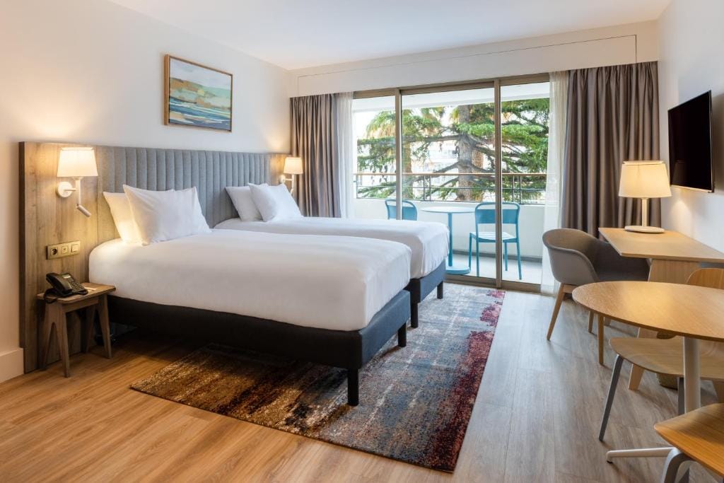 Staybridge Suites - Cannes Centre by IHG — 3