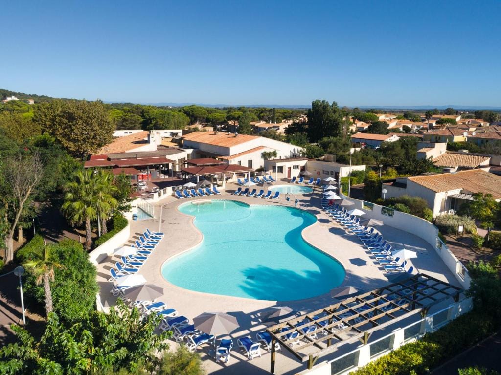 SOWELL Family Cap d’Agde — 2